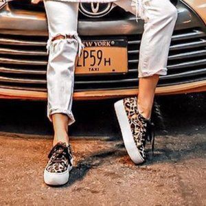 emmi leopard steve madden